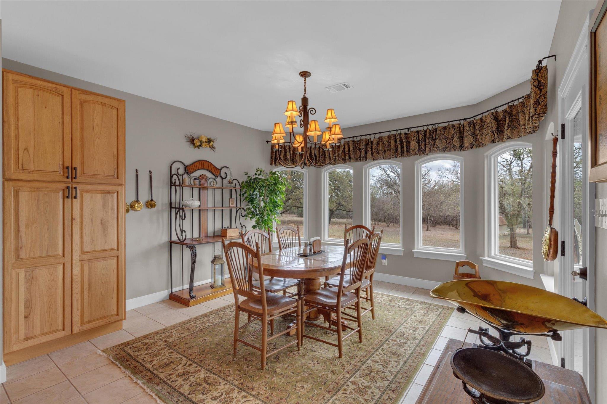 2235 Summit Ridge Dr Property Photo 6