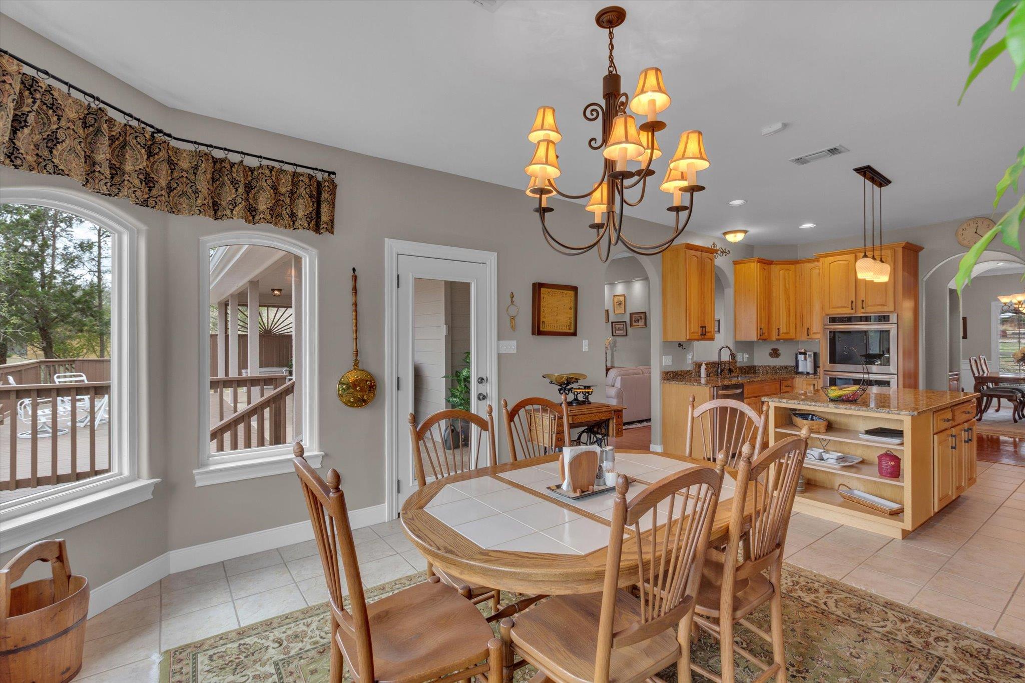 2235 Summit Ridge Dr Property Photo 7