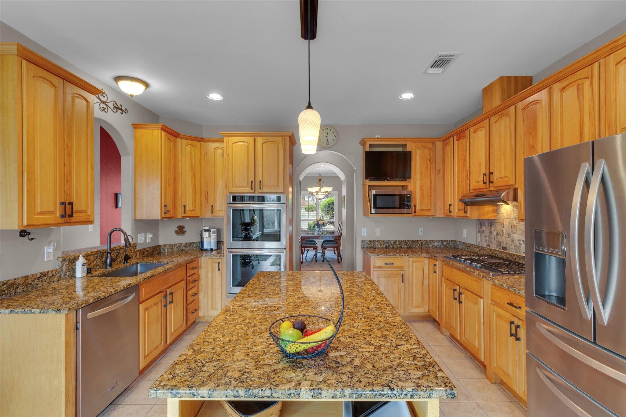 2235 Summit Ridge Dr Property Photo 12