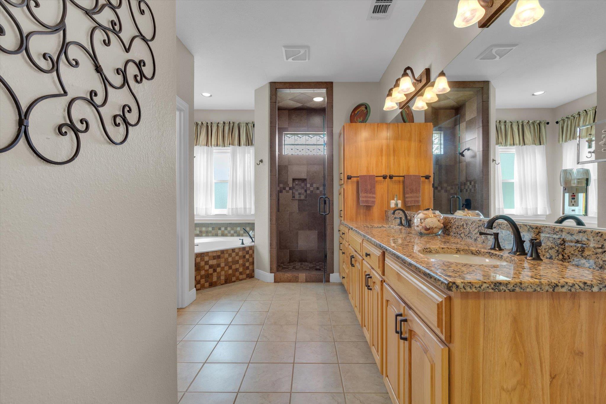 2235 Summit Ridge Dr Property Photo 19