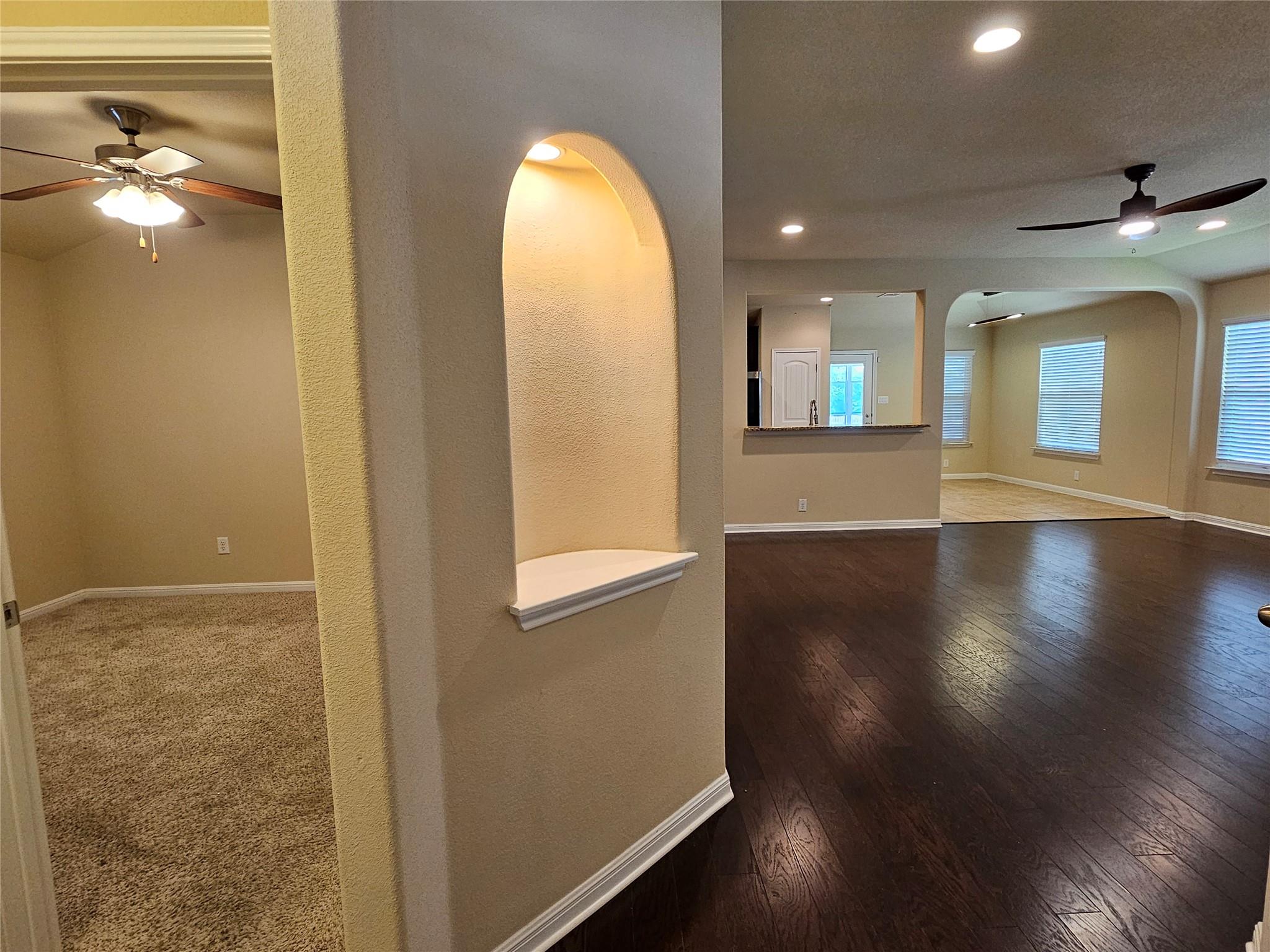 13708 Loleta Way Property Photo 4