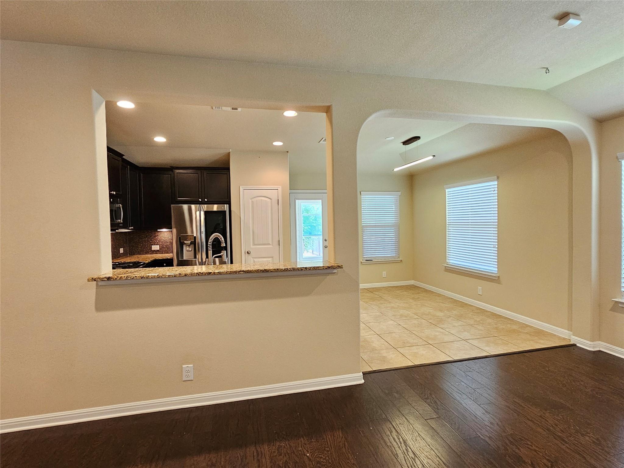 13708 Loleta Way Property Photo 8