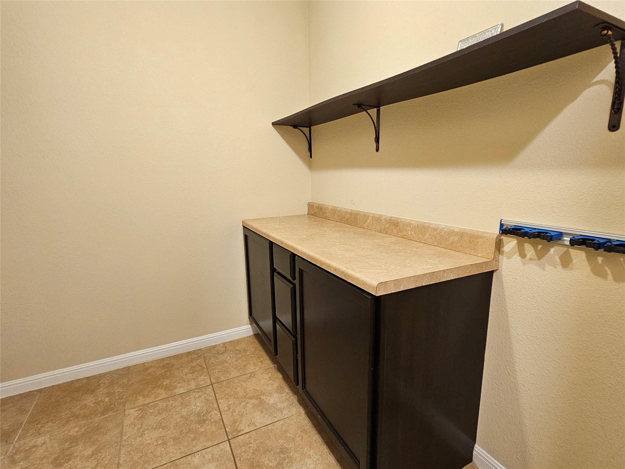 13708 Loleta Way Property Photo 14