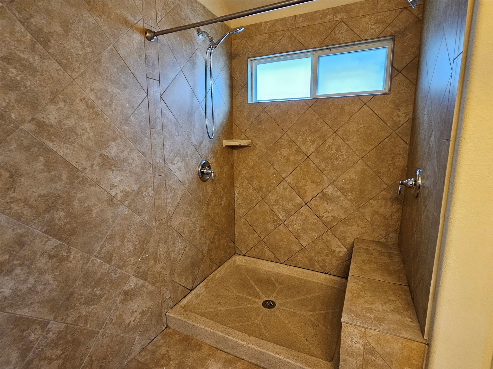 13708 Loleta Way Property Photo 19