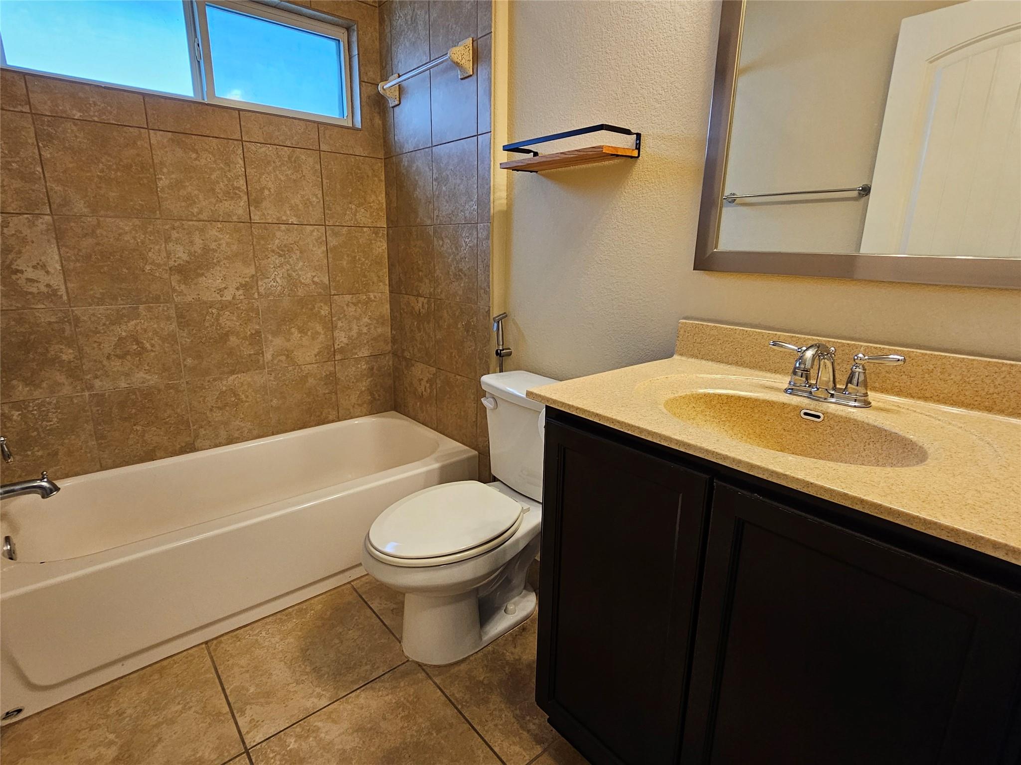 13708 Loleta Way Property Photo 26