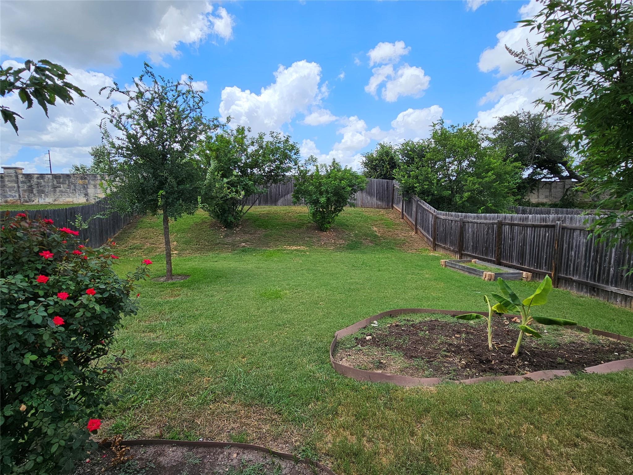 13708 Loleta Way Property Photo 38