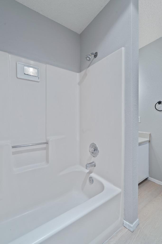 2906 Jadewood Ct #a Property Photo 18