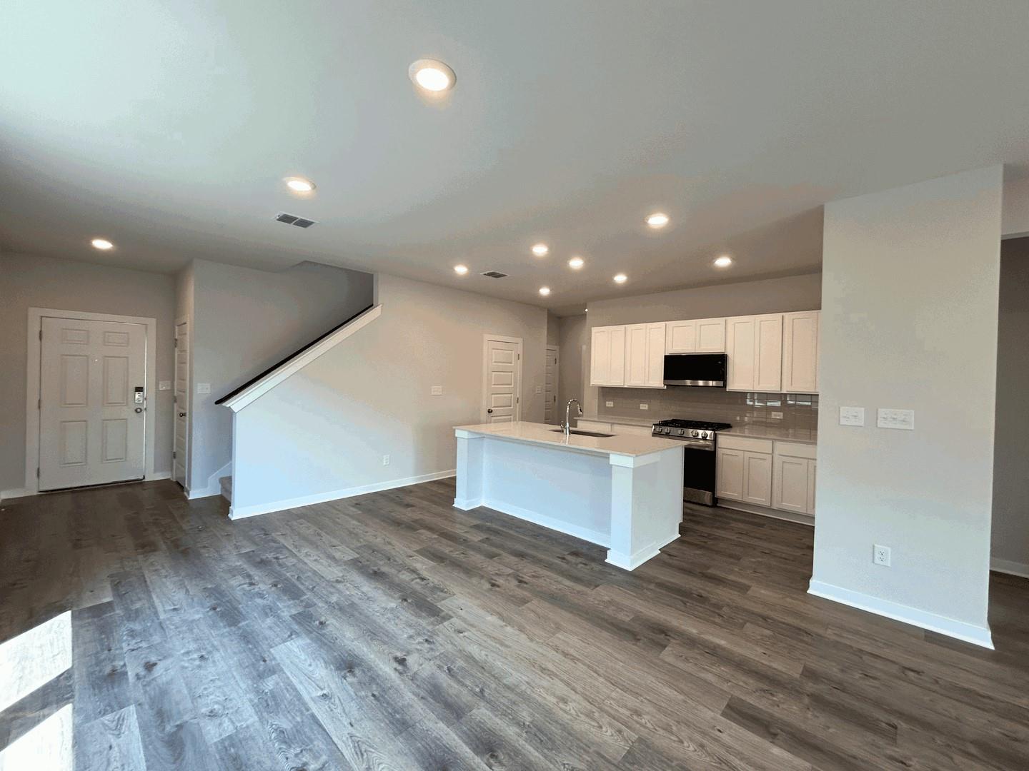 149 Hornet St Property Photo 3