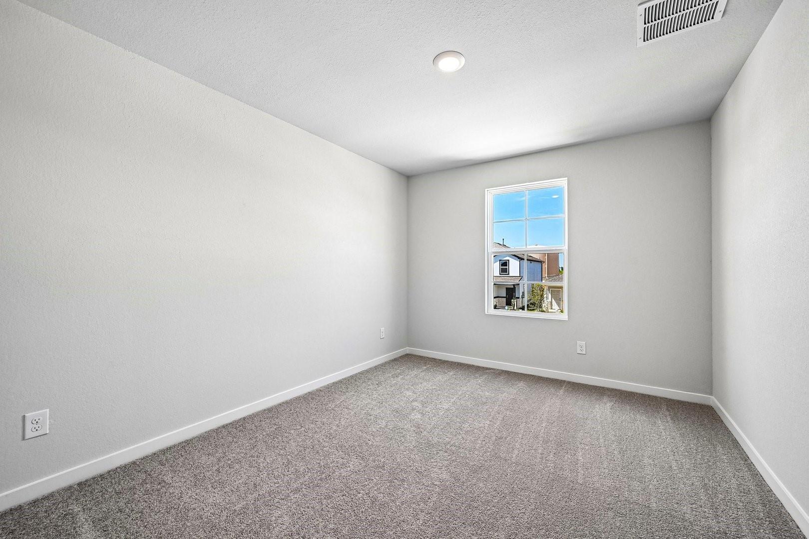 149 Hornet St Property Photo 28