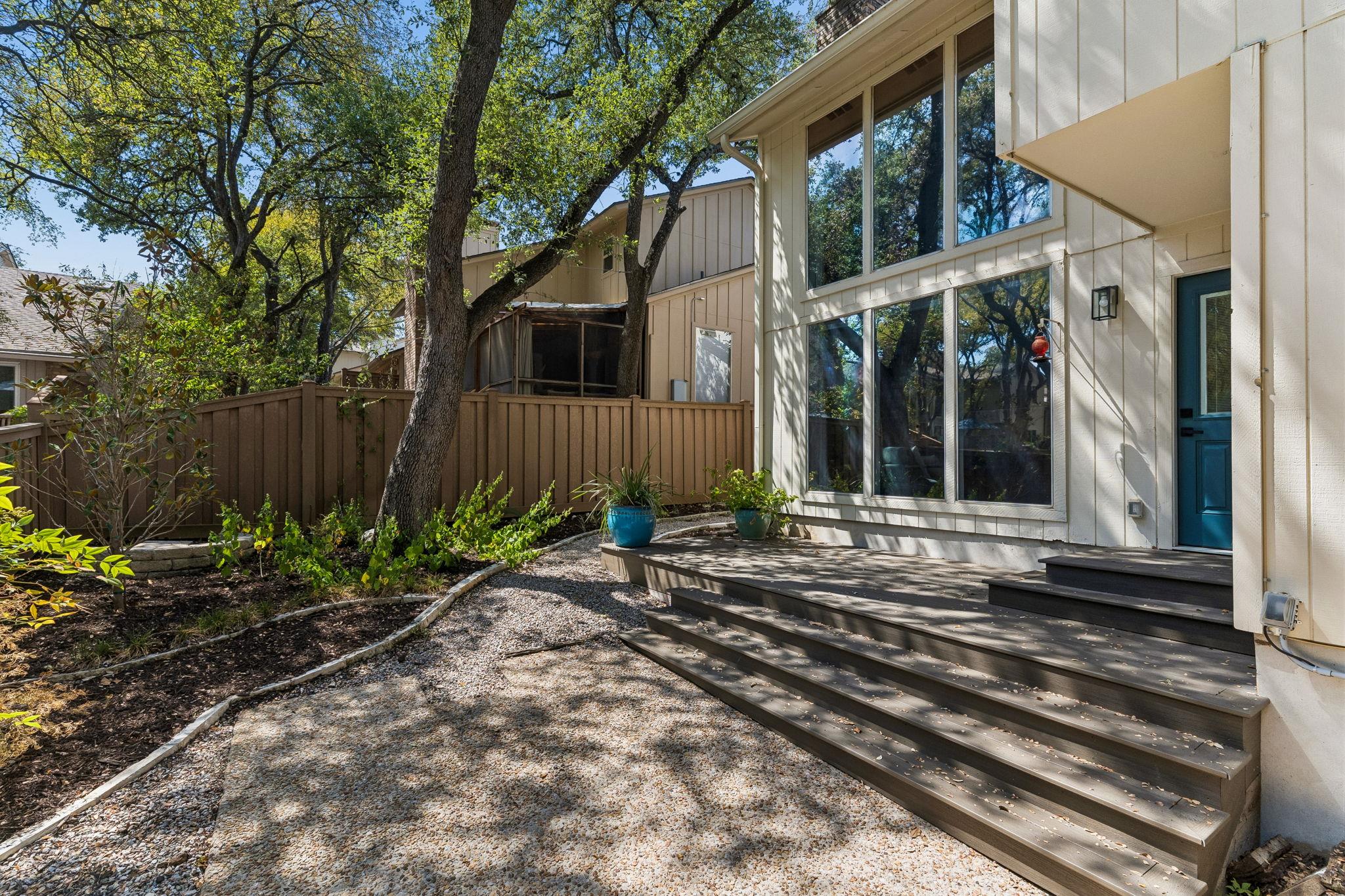 8305 Summer Place Dr Property Photo 6