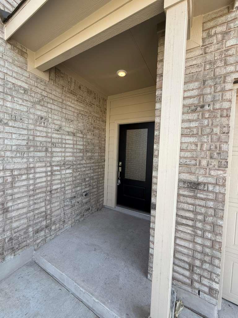 124 Brabham Loop Property Photo 3