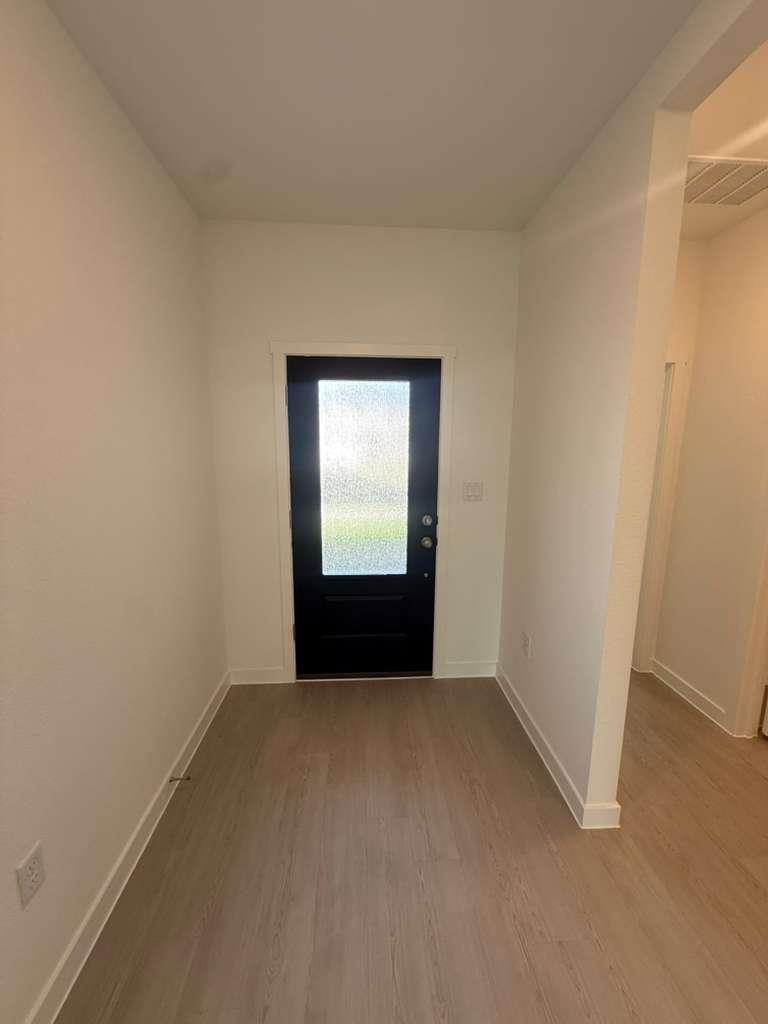124 Brabham Loop Property Photo 4