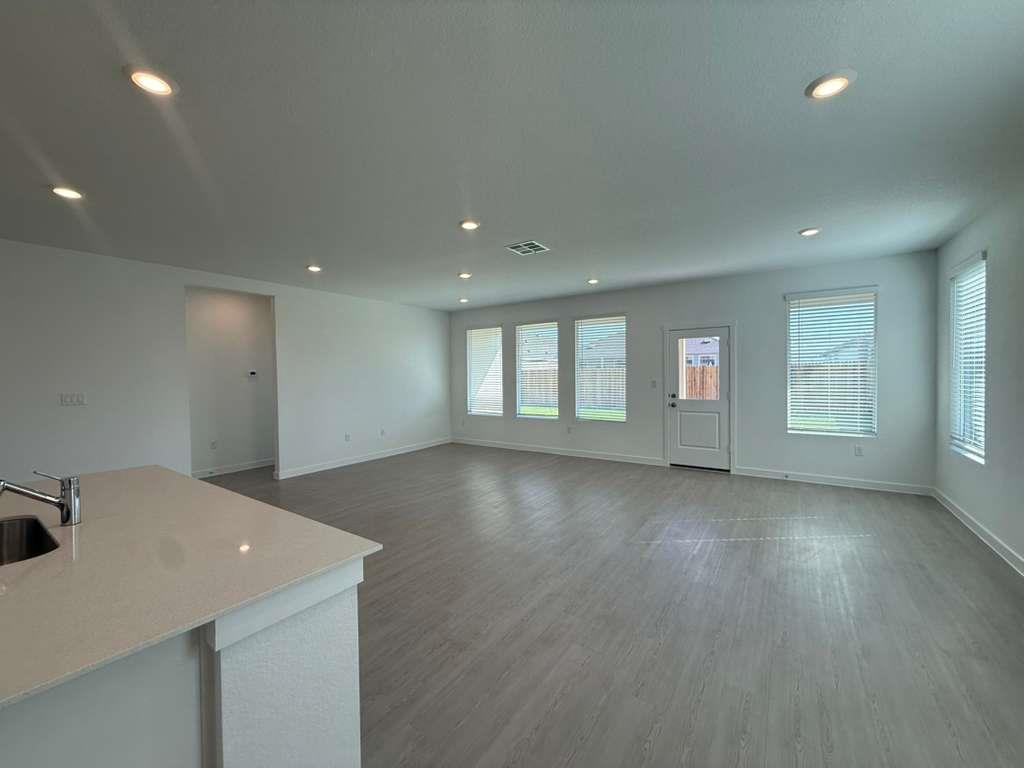 124 Brabham Loop Property Photo 15