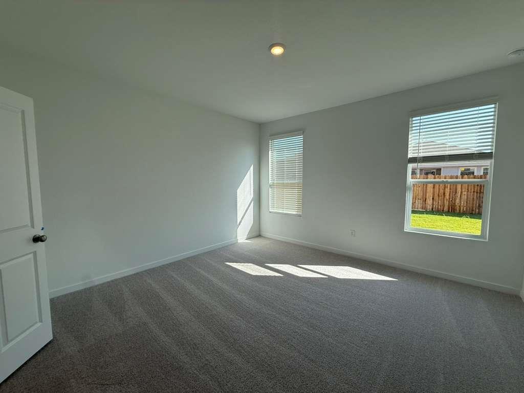 124 Brabham Loop Property Photo 17
