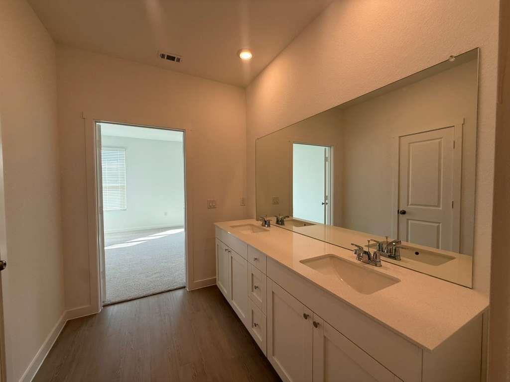 124 Brabham Loop Property Photo 21