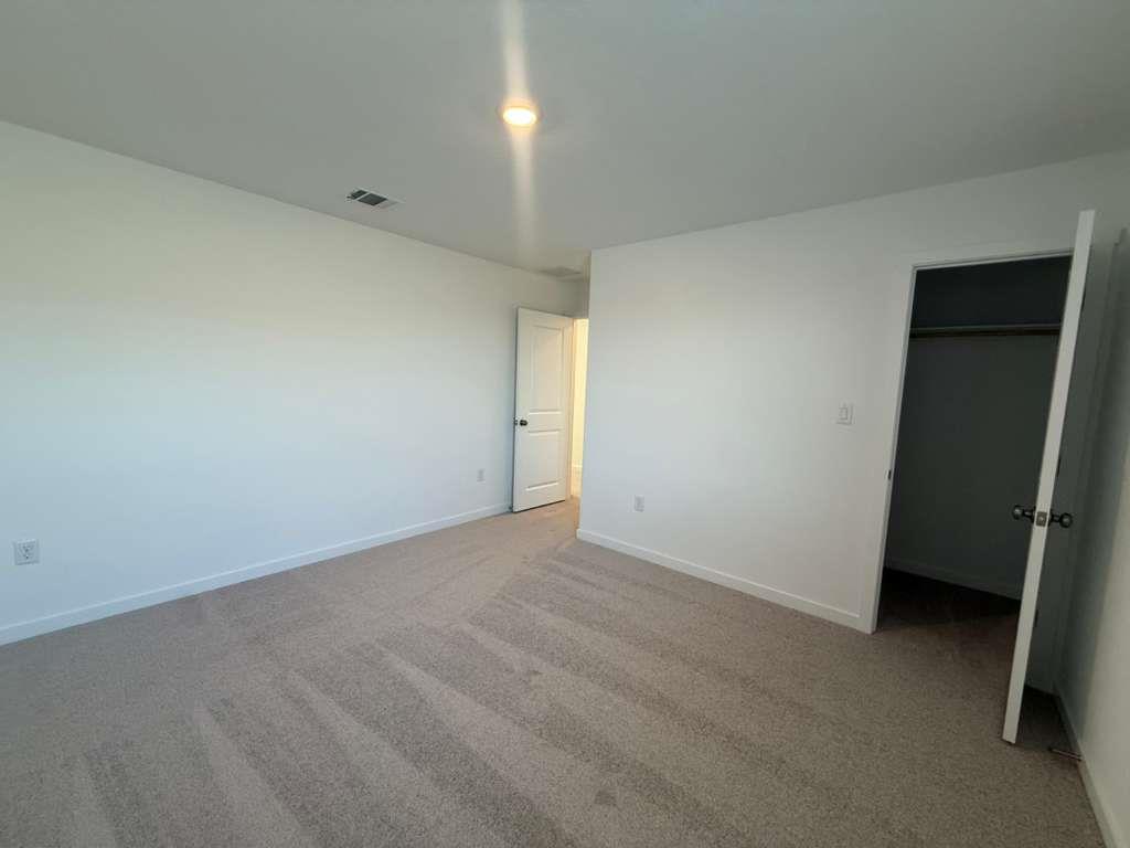 124 Brabham Loop Property Photo 28
