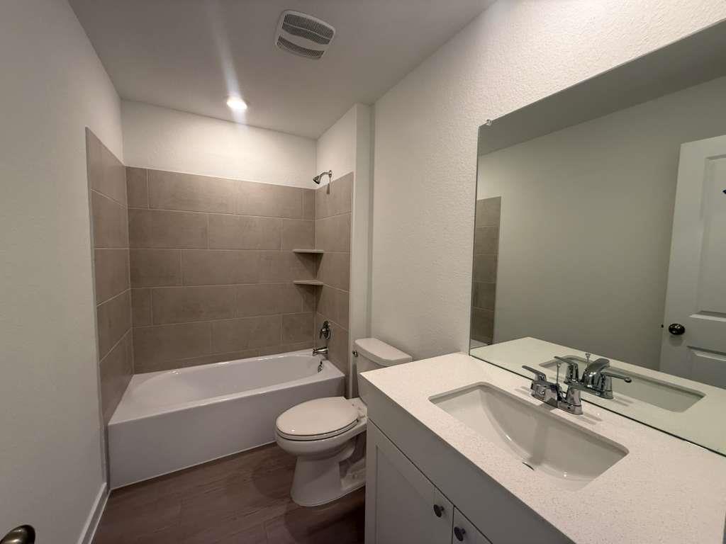 124 Brabham Loop Property Photo 30