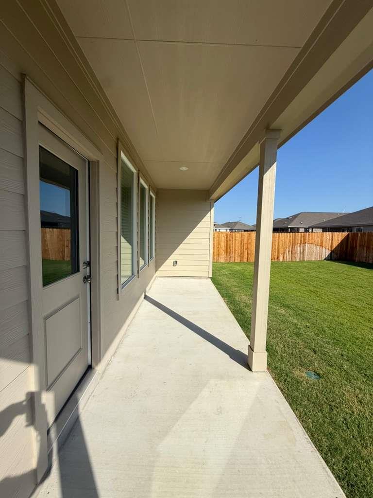 124 Brabham Loop Property Photo 36