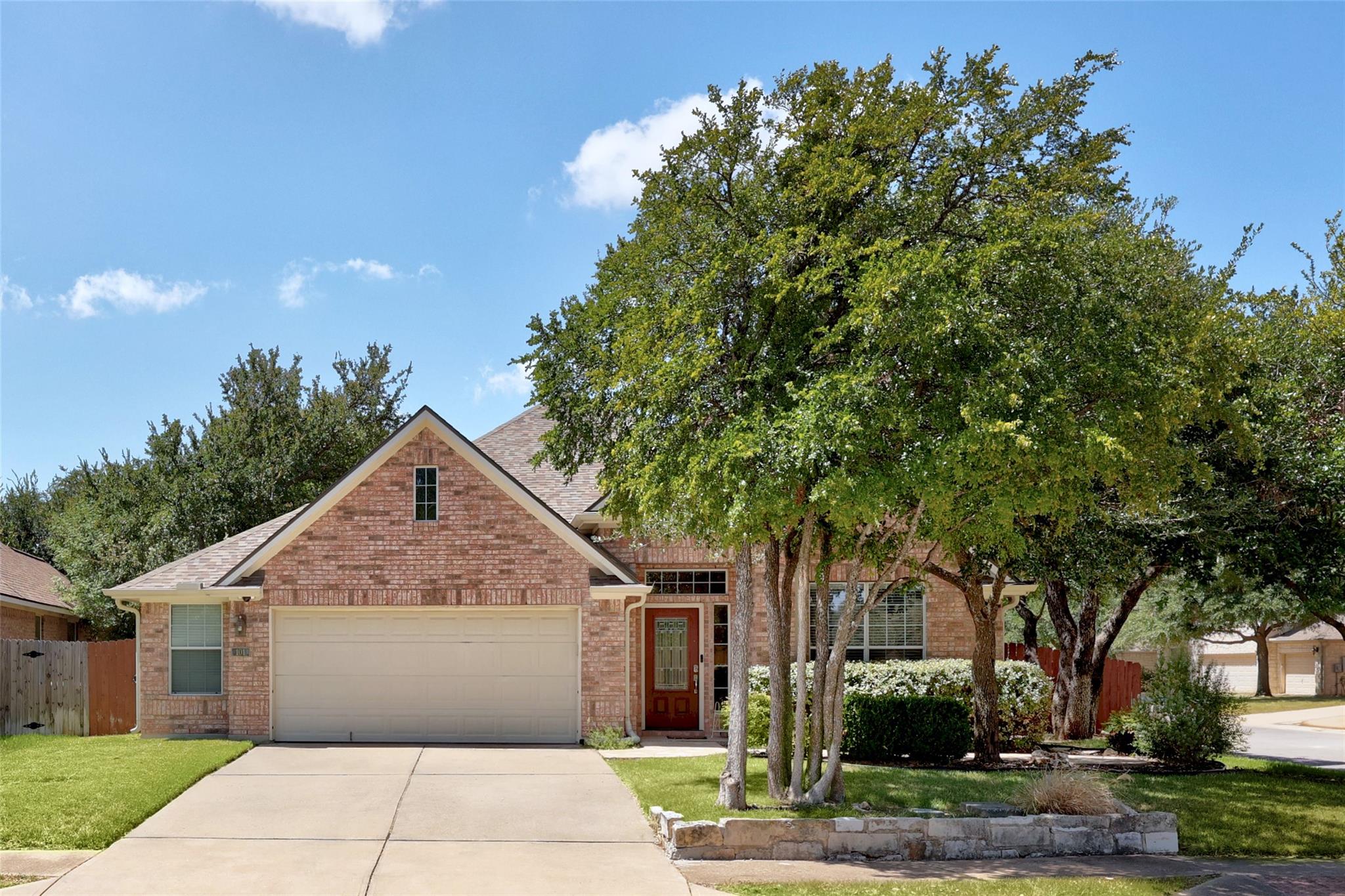 101 Arrowhead Trl Property Photo 1