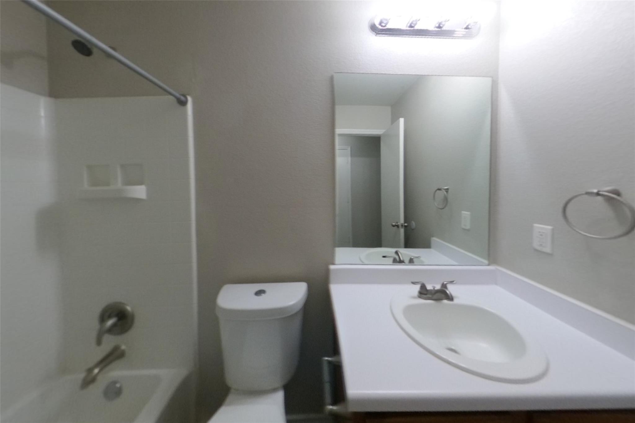 302 Bird Dog Bnd Property Photo 11