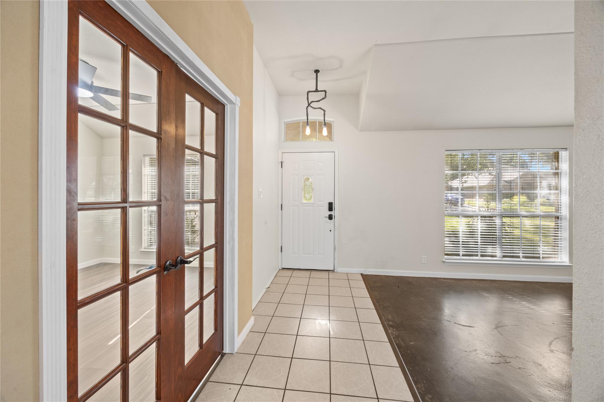 16604 Denise Dr Property Photo 3