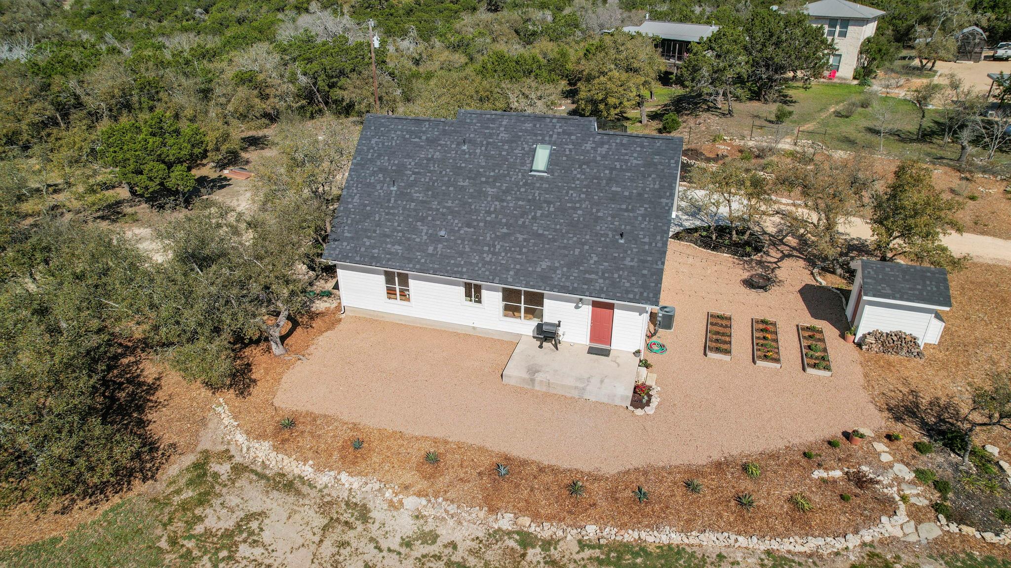 7197 Mount Sharp Rd Property Photo 5