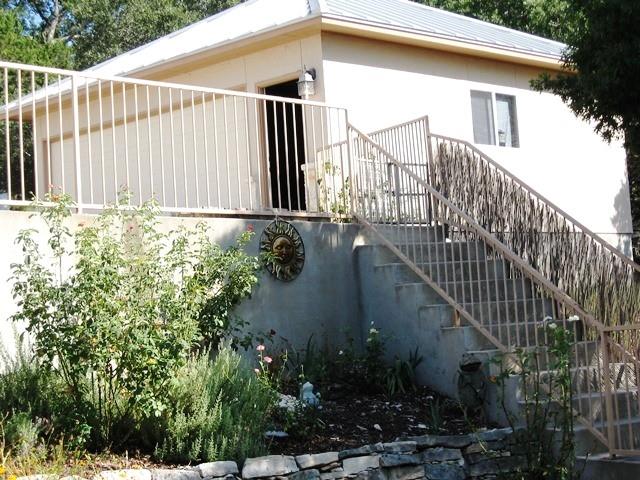 2552 Connie Dr Property Photo 3