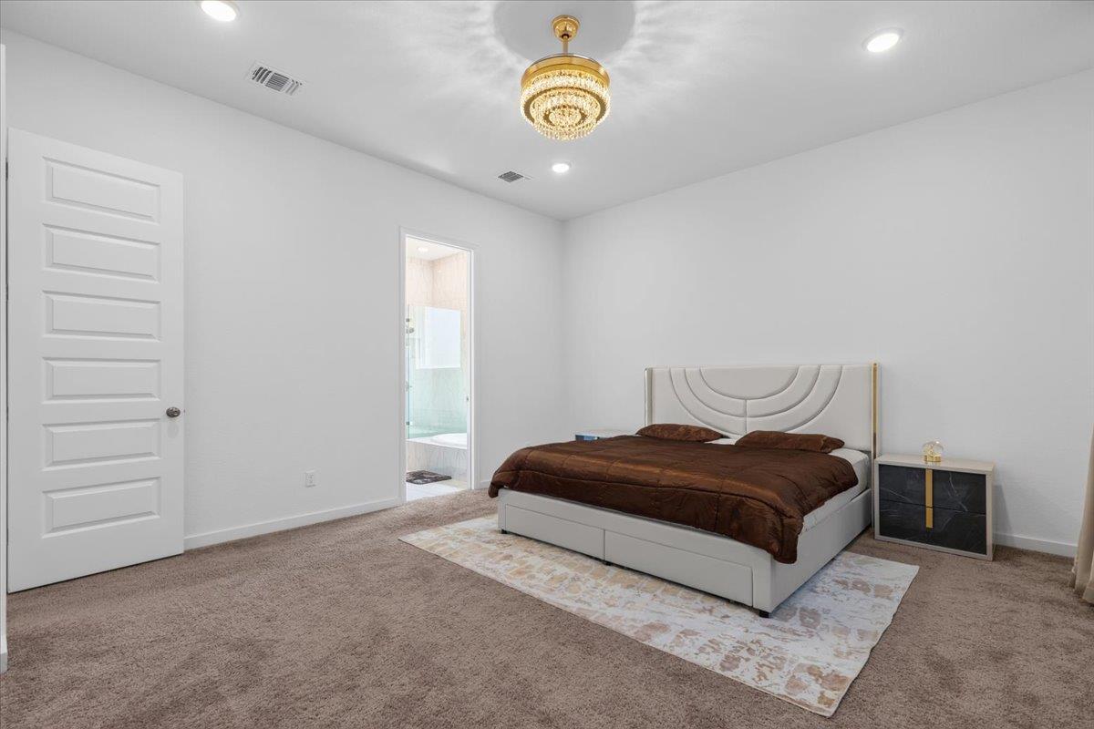 305 Lariat Loop Property Photo 20
