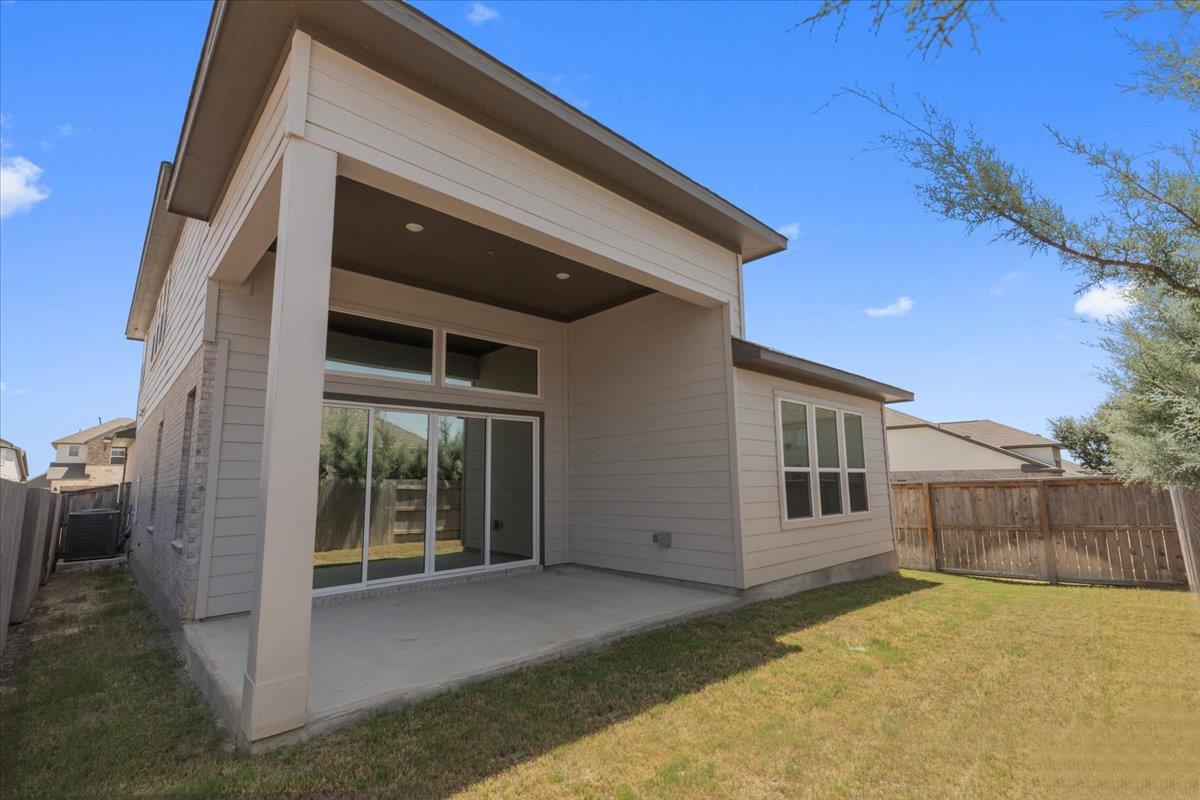 305 Lariat Loop Property Photo 35