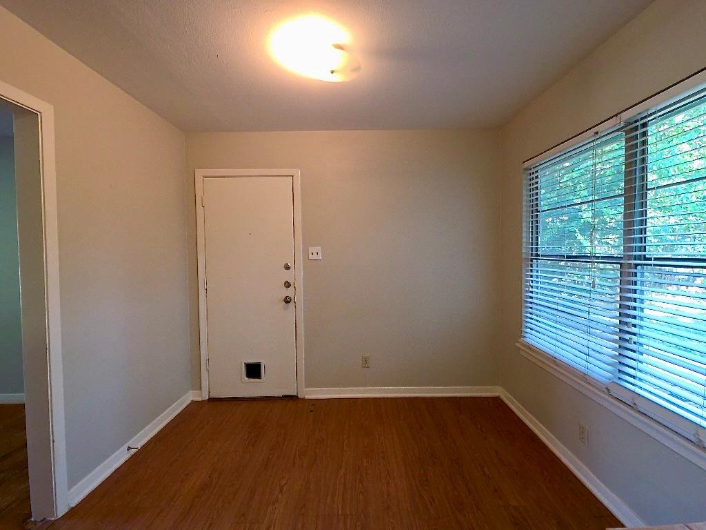1408 Glencrest Dr Property Photo 15
