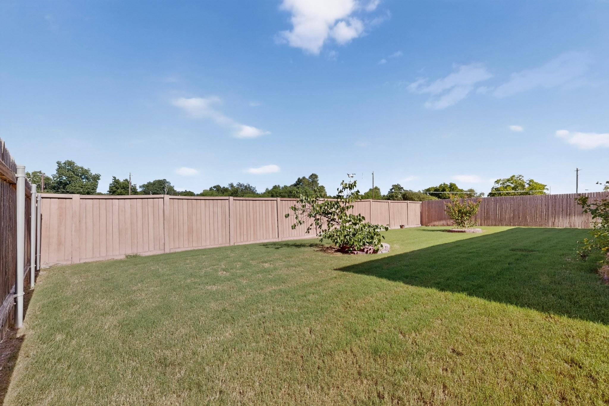 230 Jarbridge Dr Property Photo 24