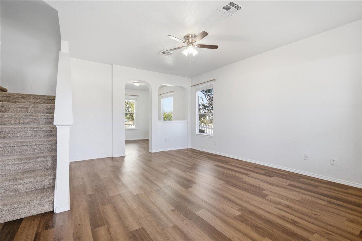 1721 Thompson Trl Property Photo 10
