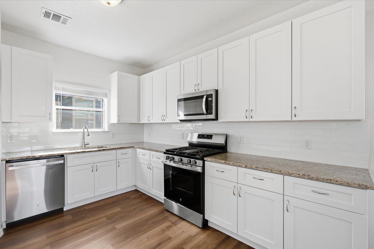 1721 Thompson Trl Property Photo 16