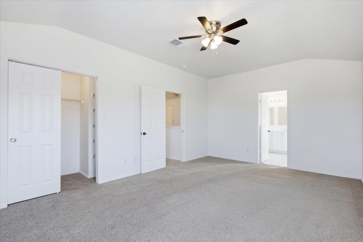 1721 Thompson Trl Property Photo 27