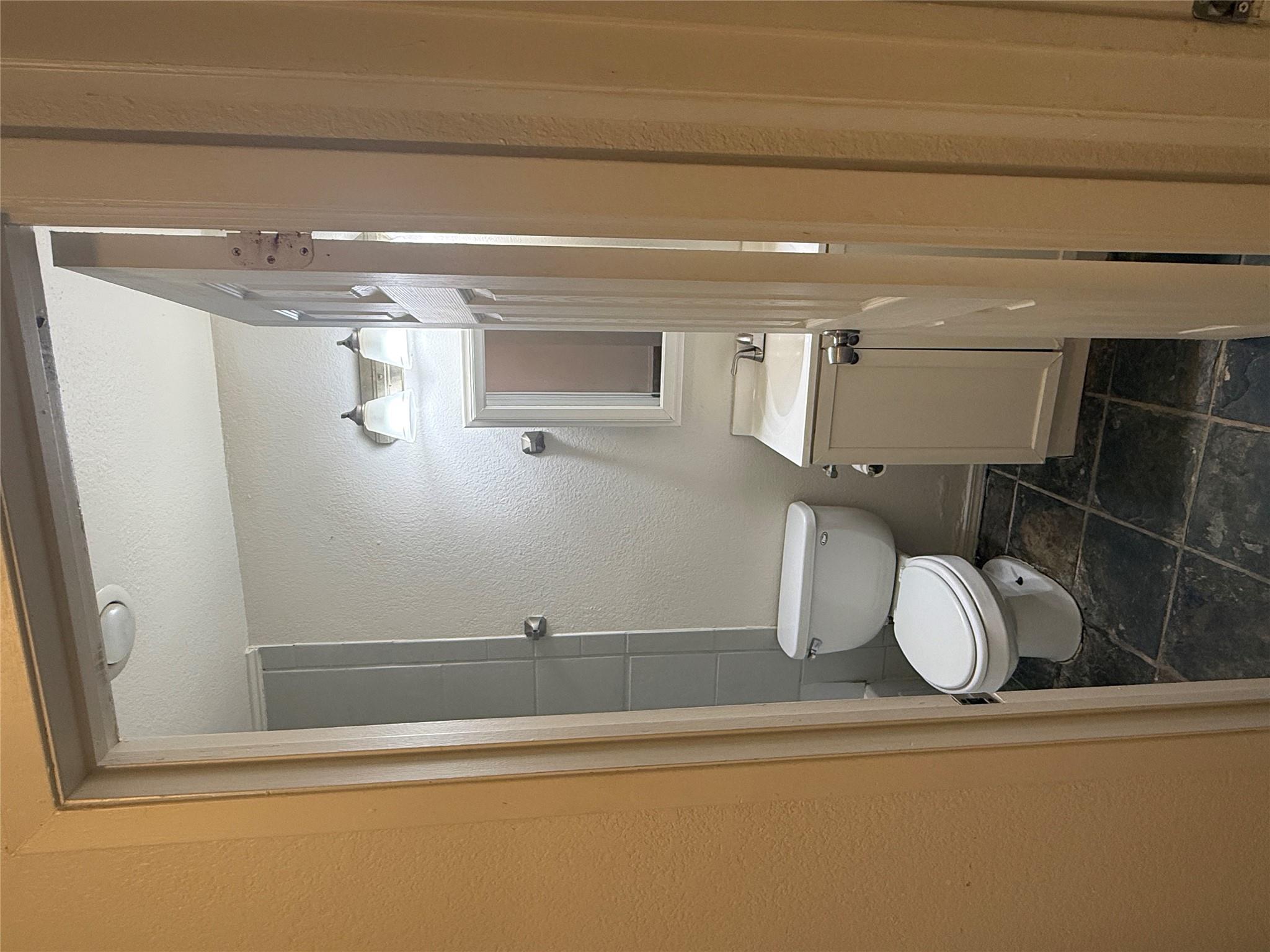 2412 Village Walk None Property Photo 6
