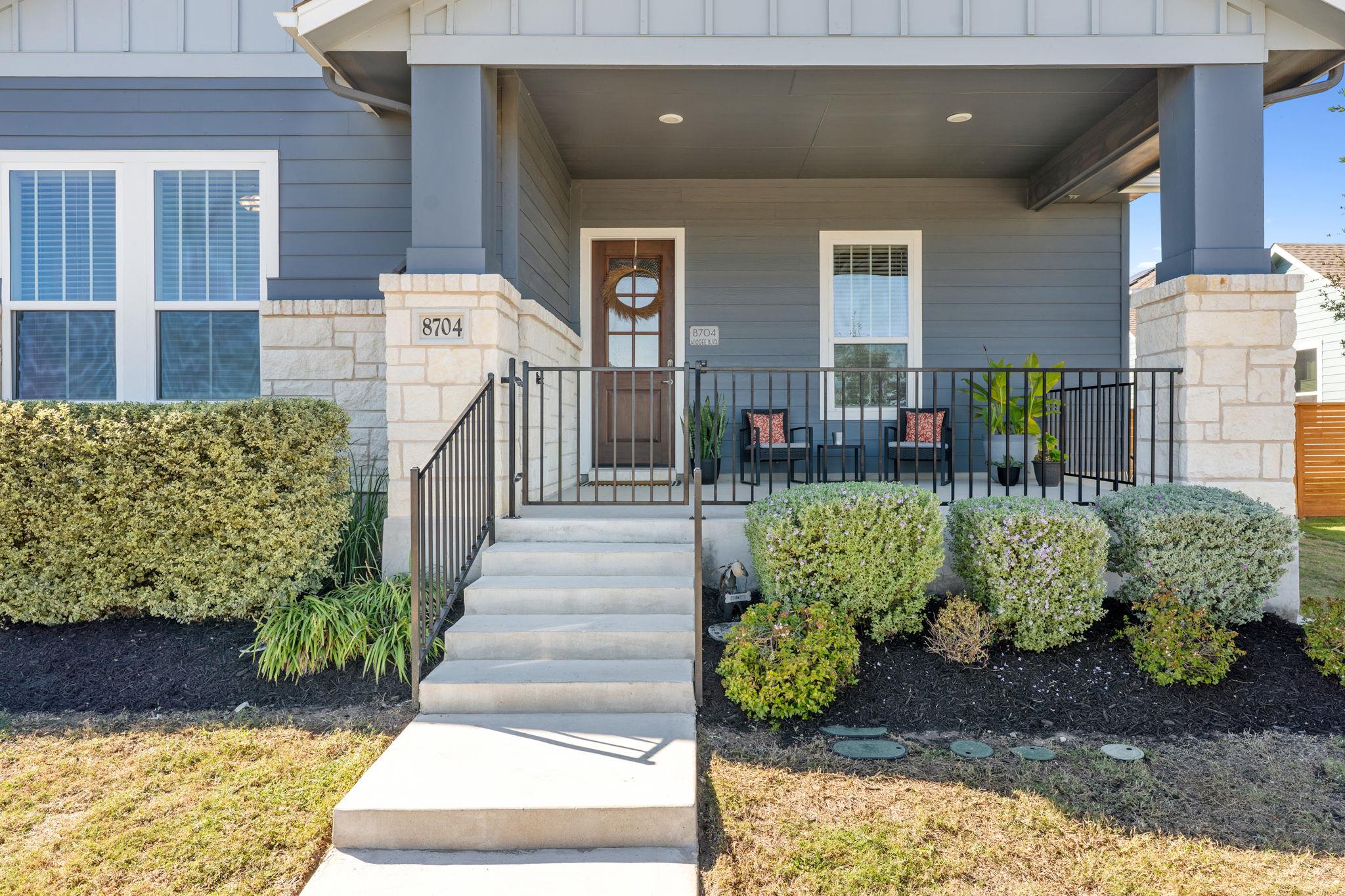 8704 Apogee Blvd Property Photo 4