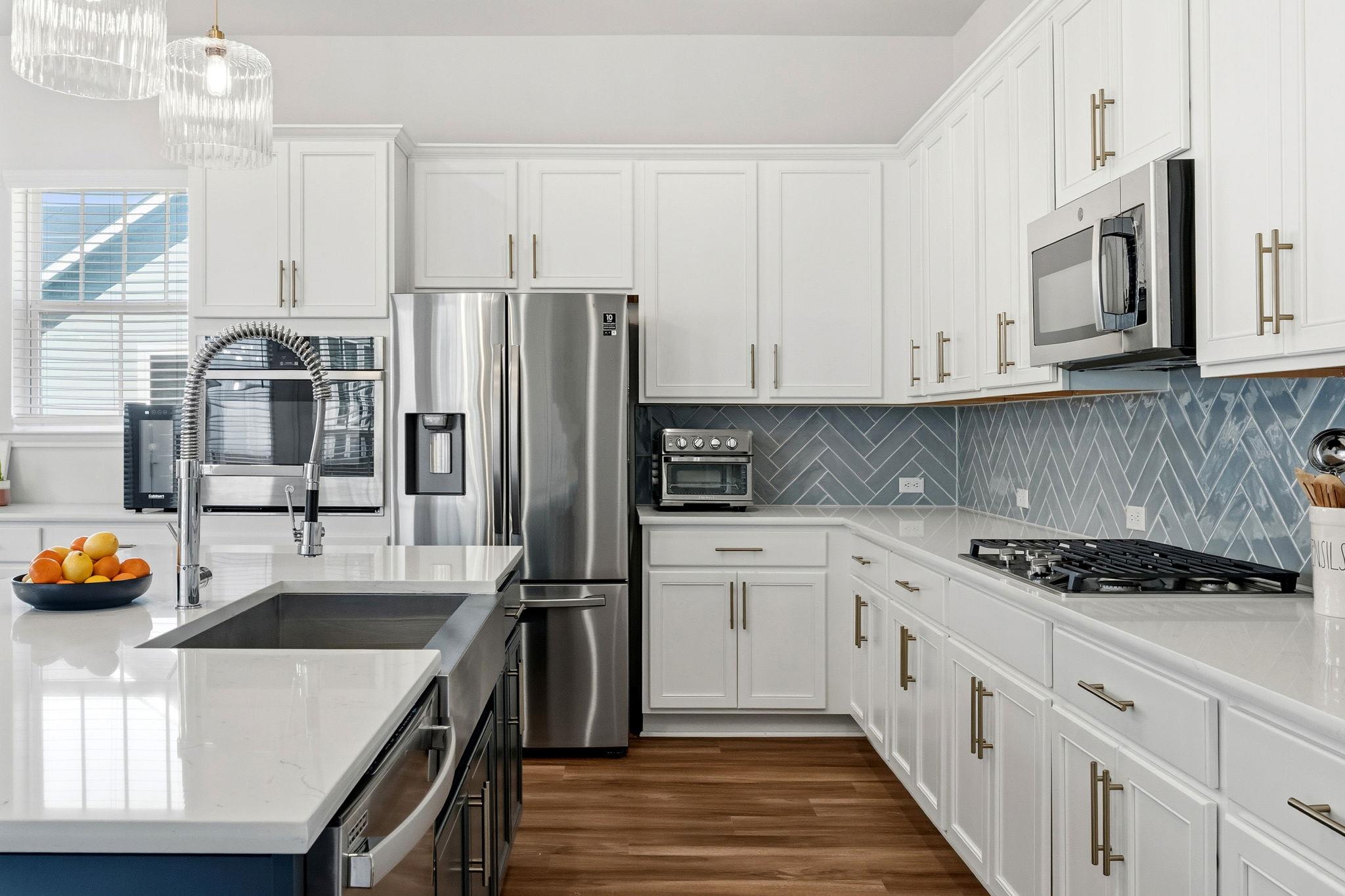 8704 Apogee Blvd Property Photo 11