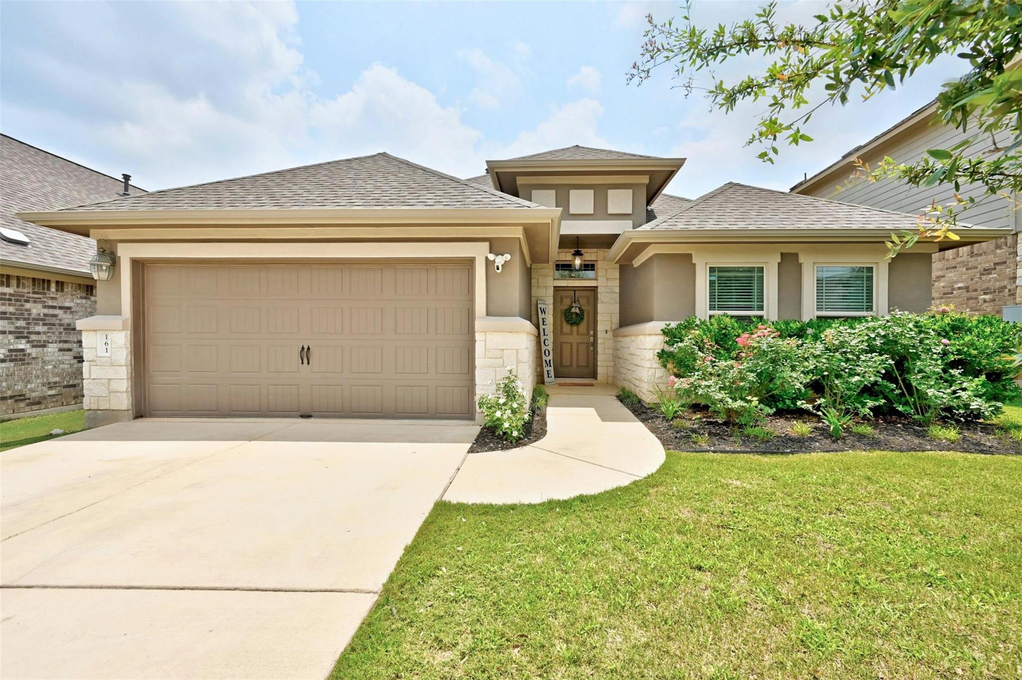 161 Danbark Dr Property Photo 2