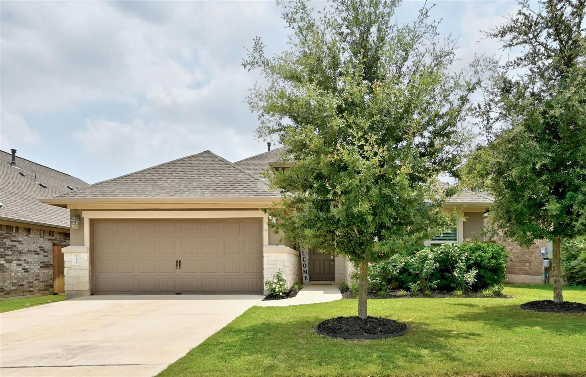 161 Danbark Dr Property Photo 3