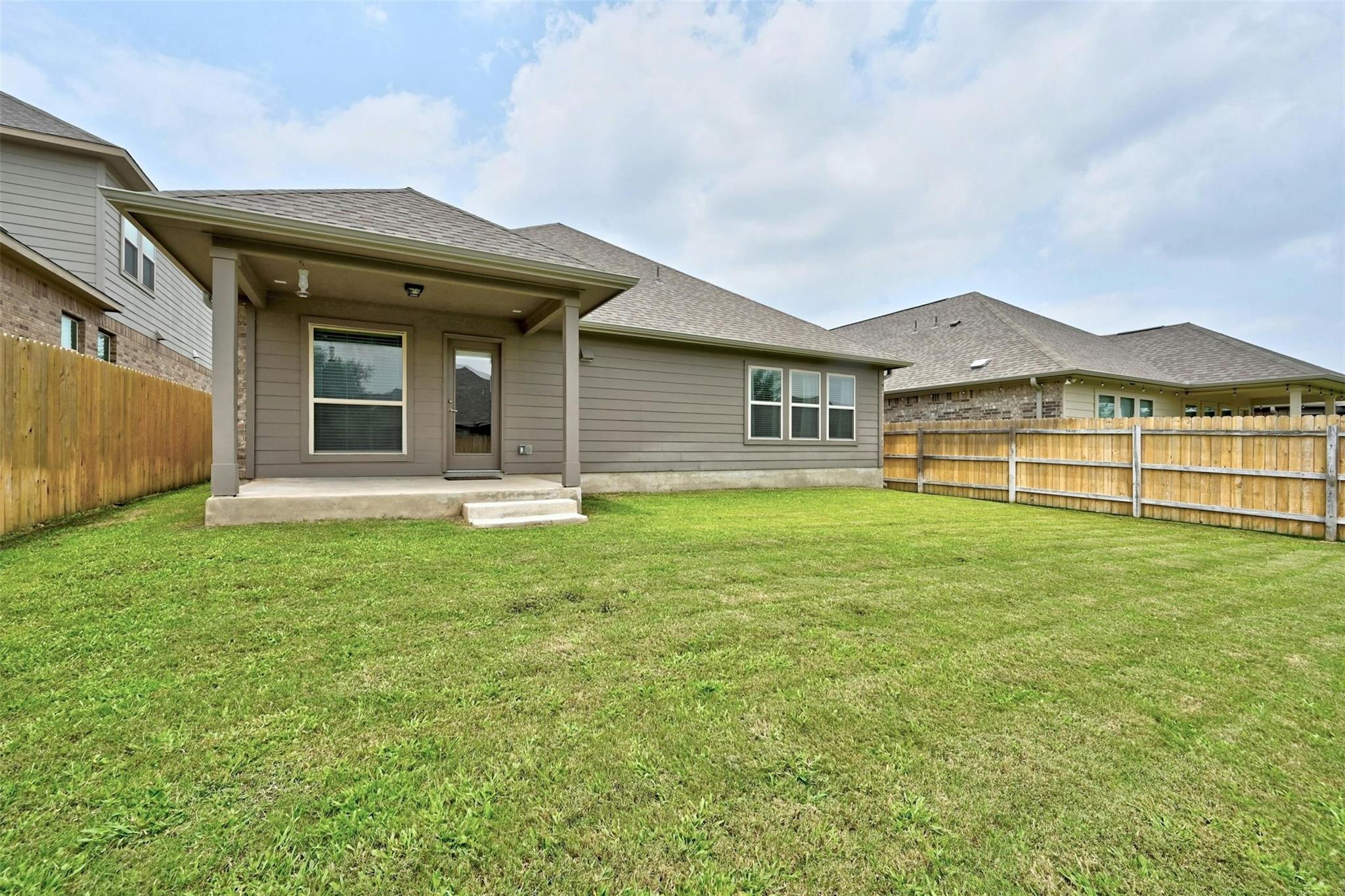 161 Danbark Dr Property Photo 23