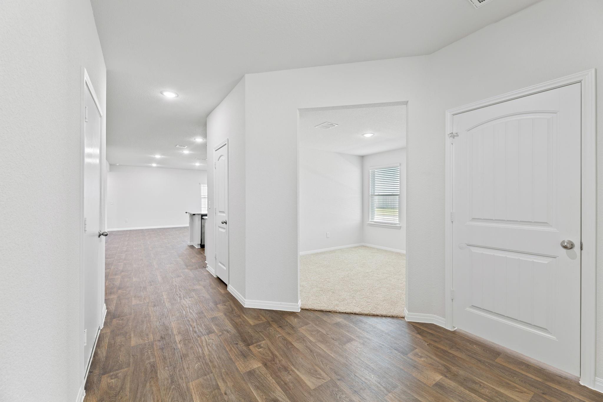 20308 Lone Peak Pass Property Photo 5