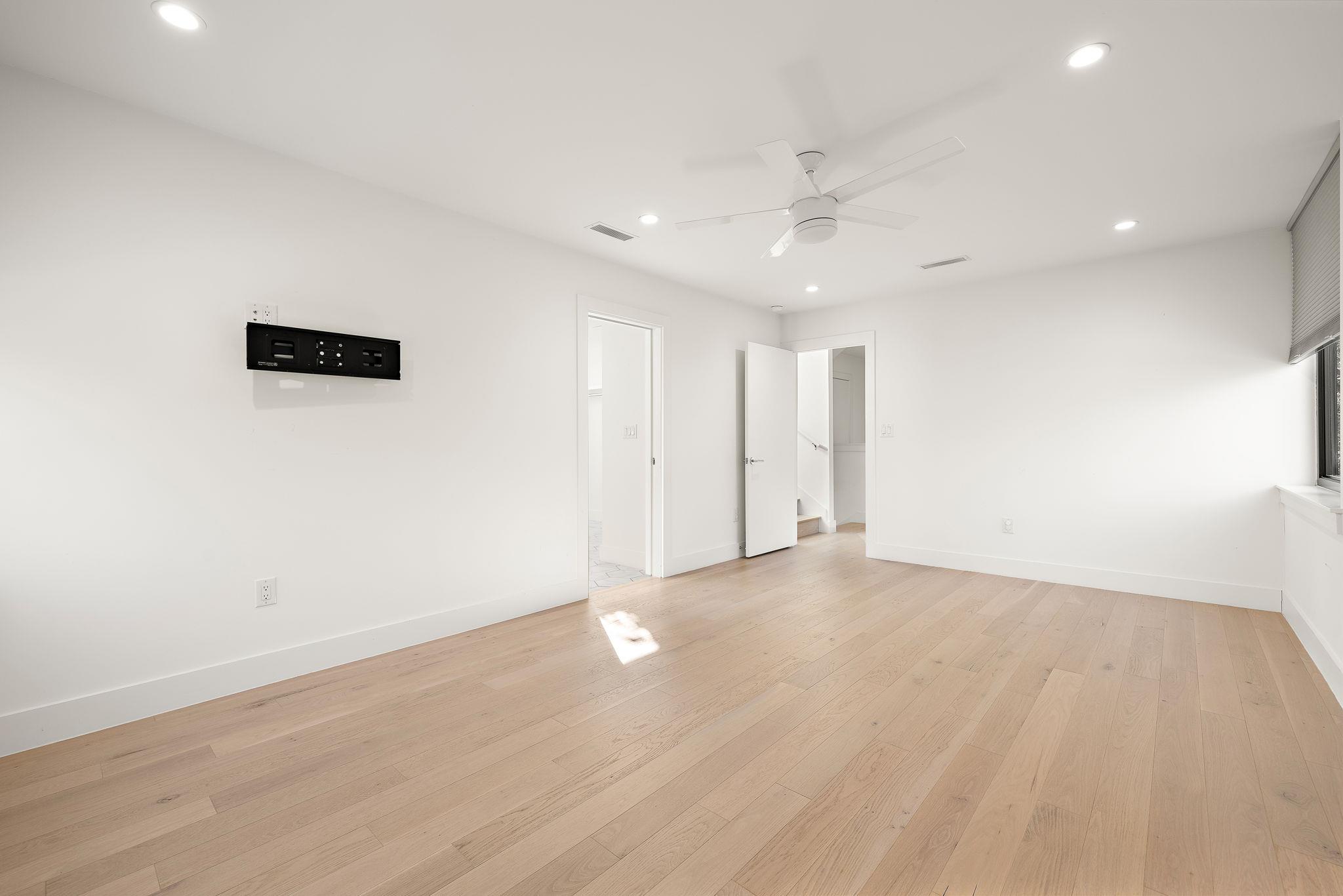 2935 Pannell St Property Photo 24