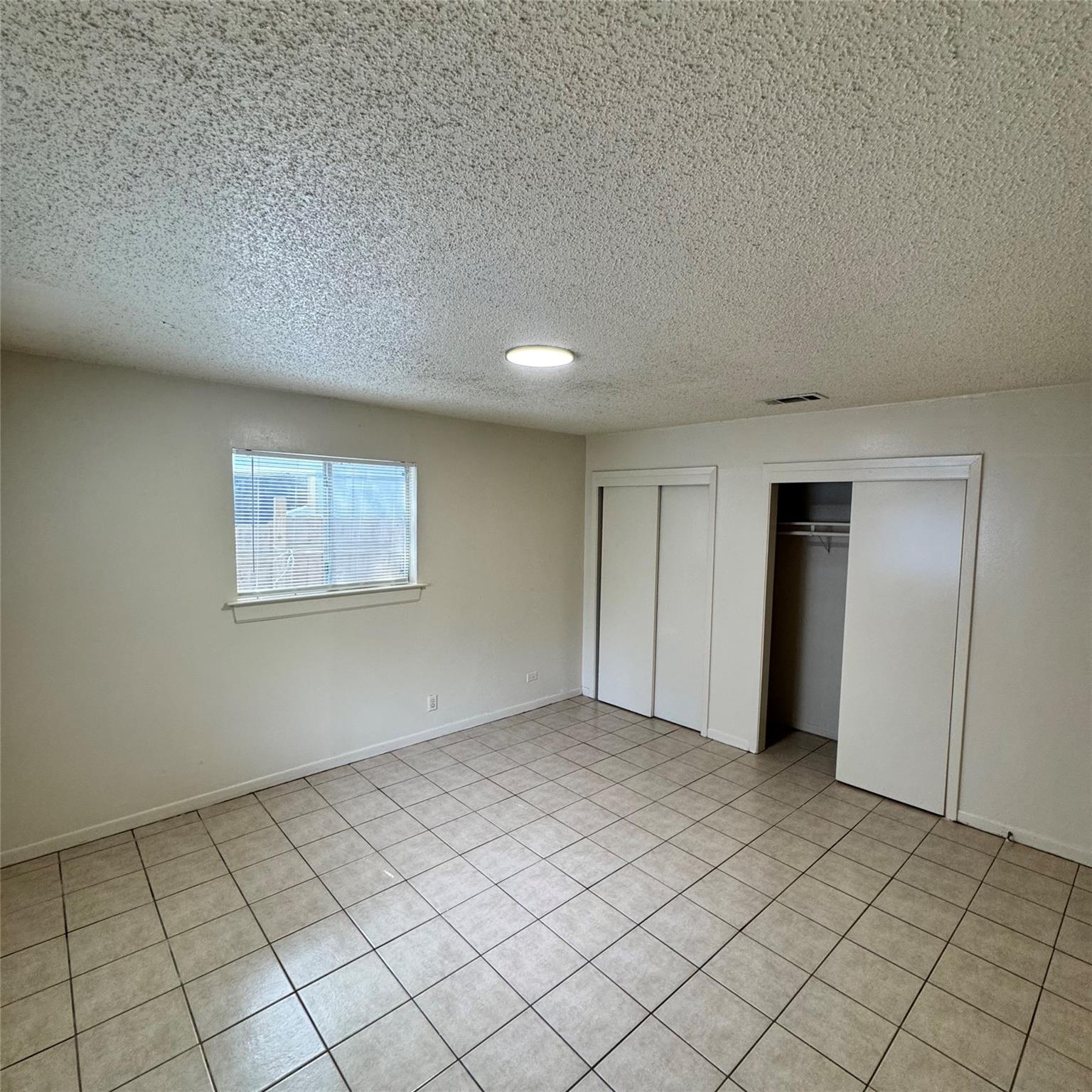 1626 Royal Hill Dr #b Property Photo 2