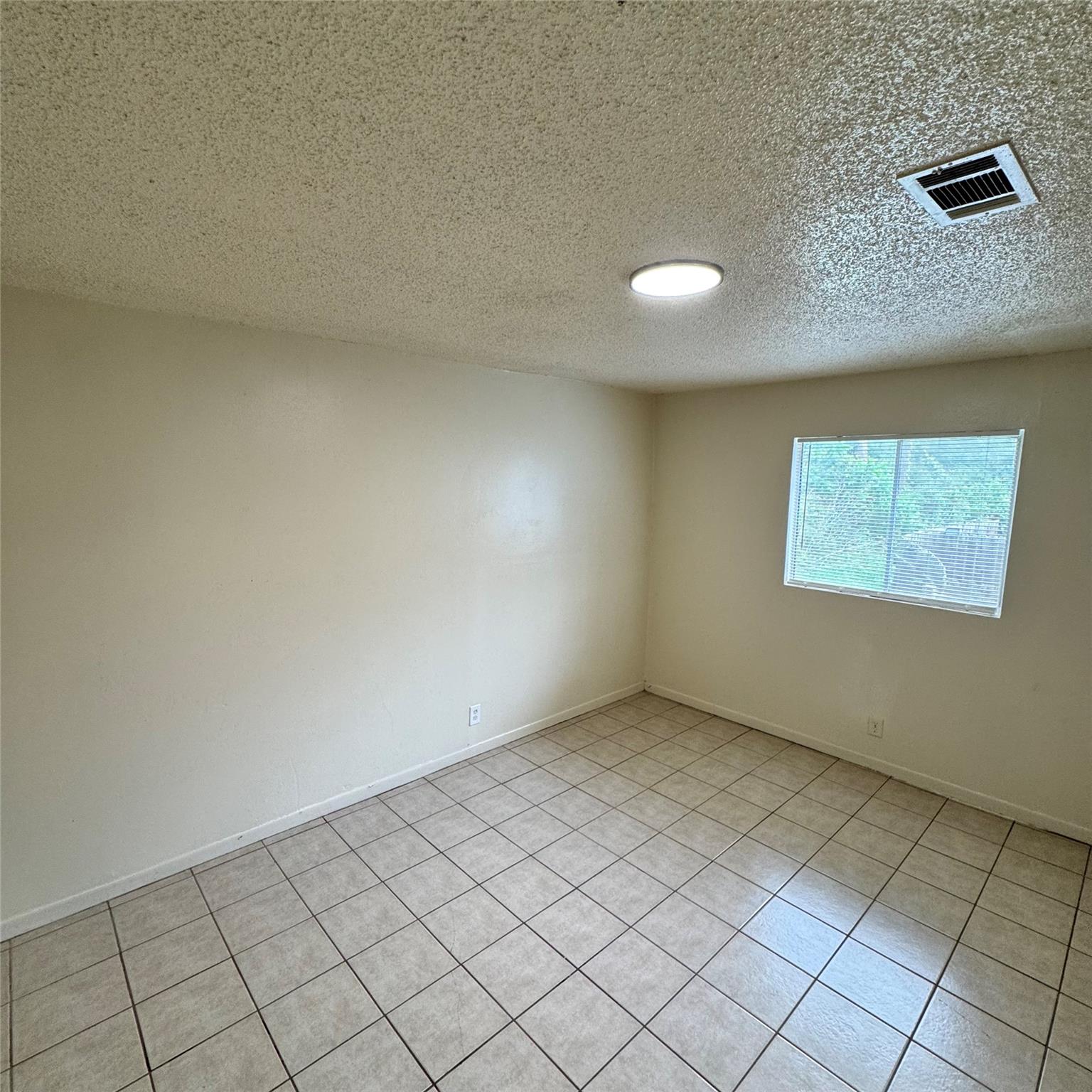1626 Royal Hill Dr #b Property Photo 6