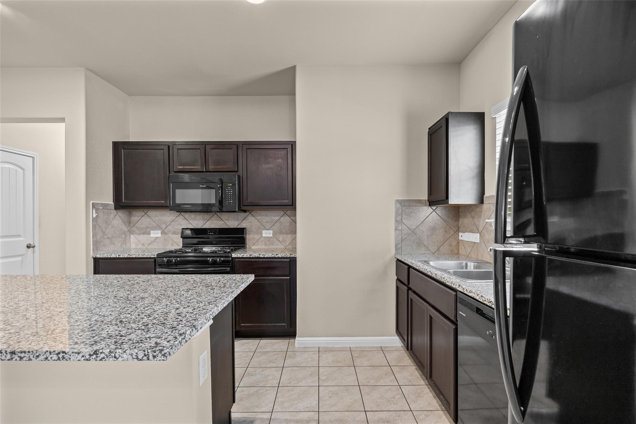 1532 Maier Dr Property Photo 8