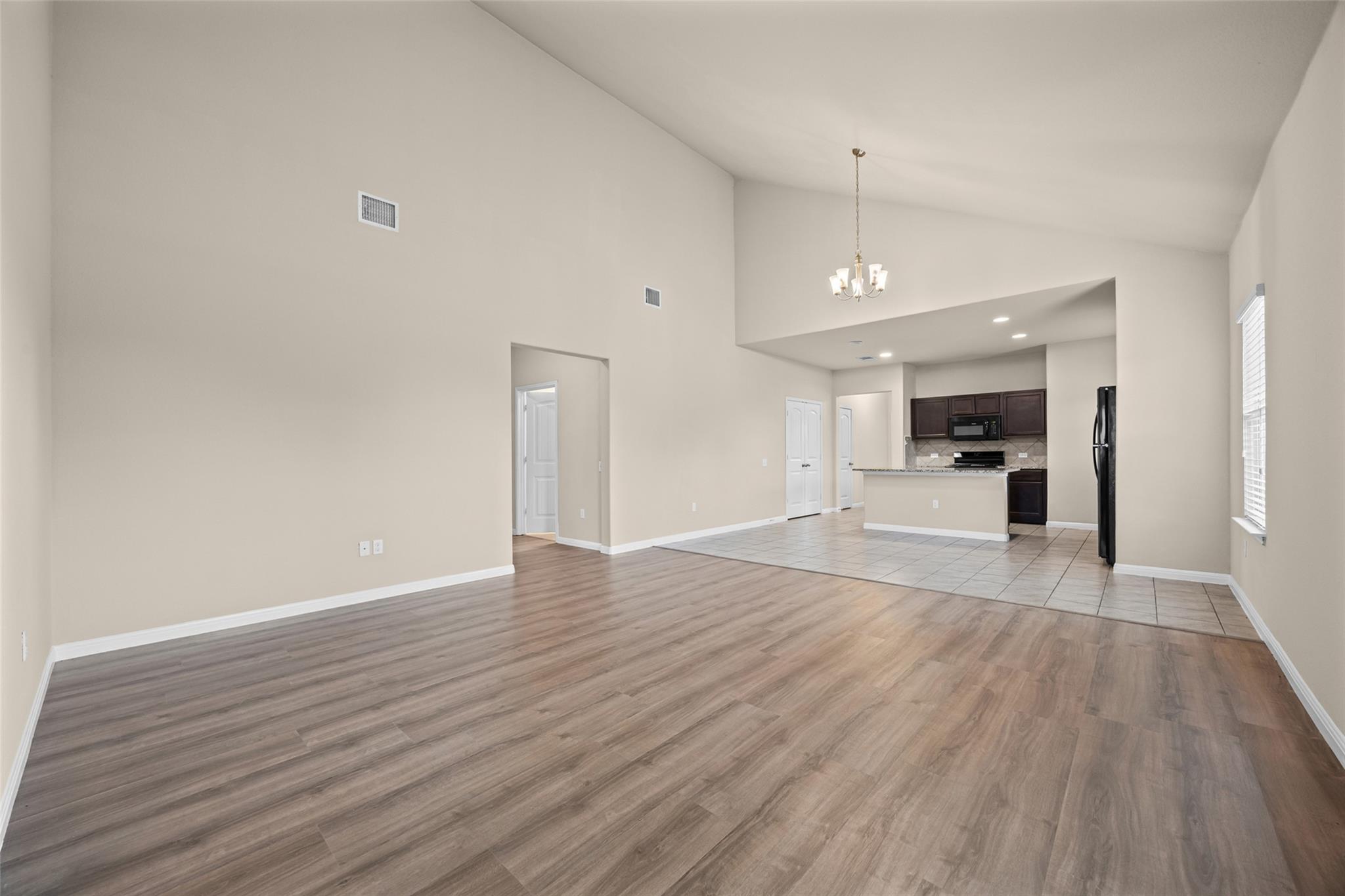 1532 Maier Dr Property Photo 13