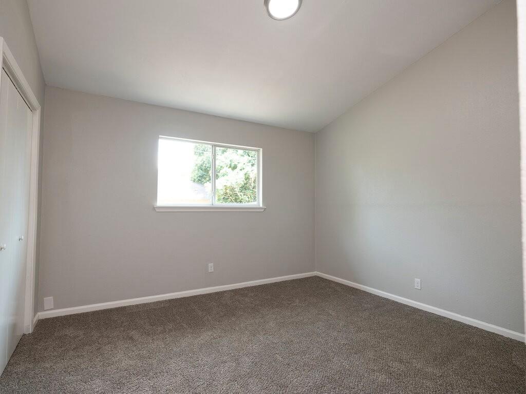 2526 Glen Springs Way #a Property Photo 16