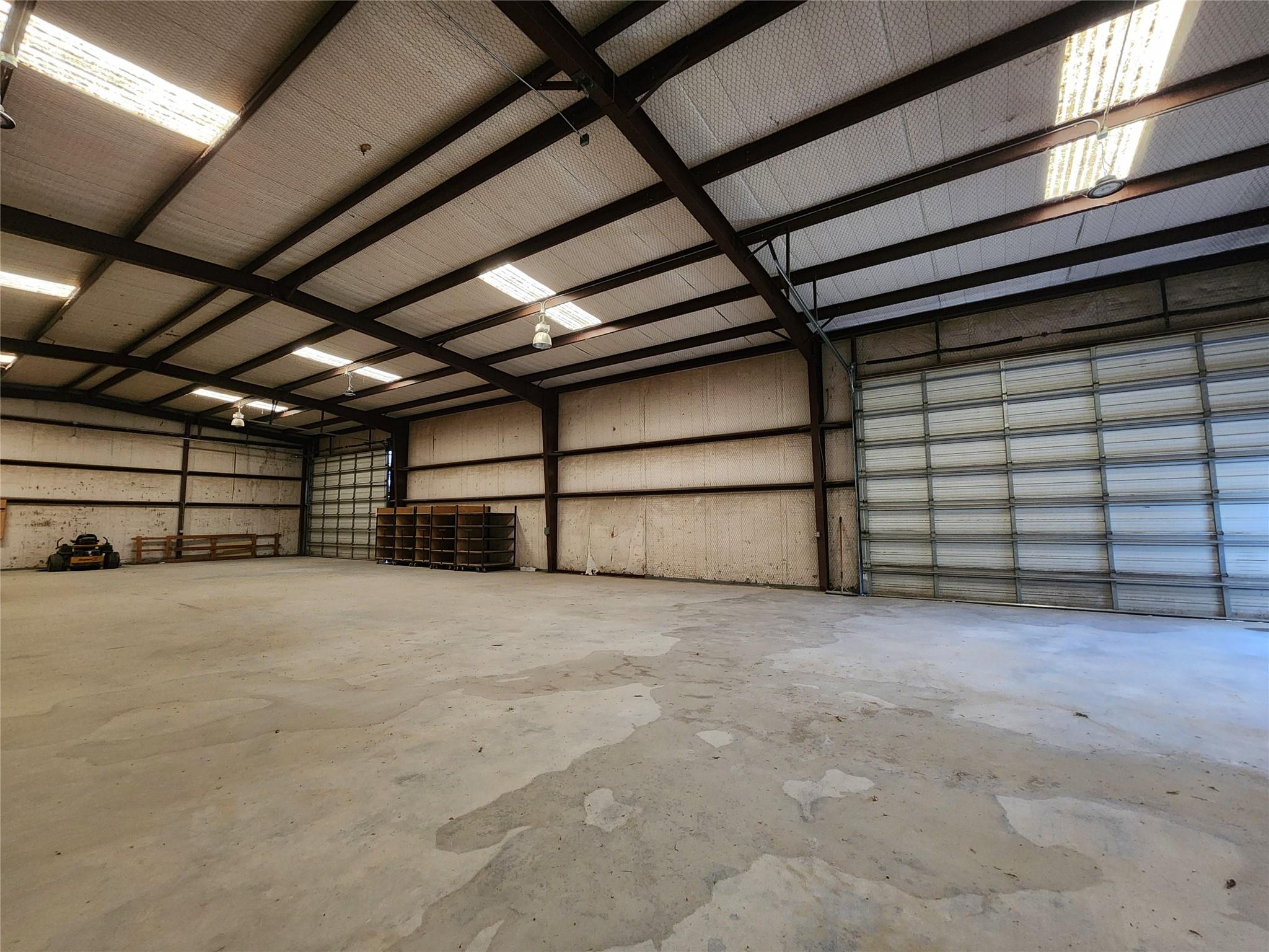 1742 Rowe Loop Property Photo 8