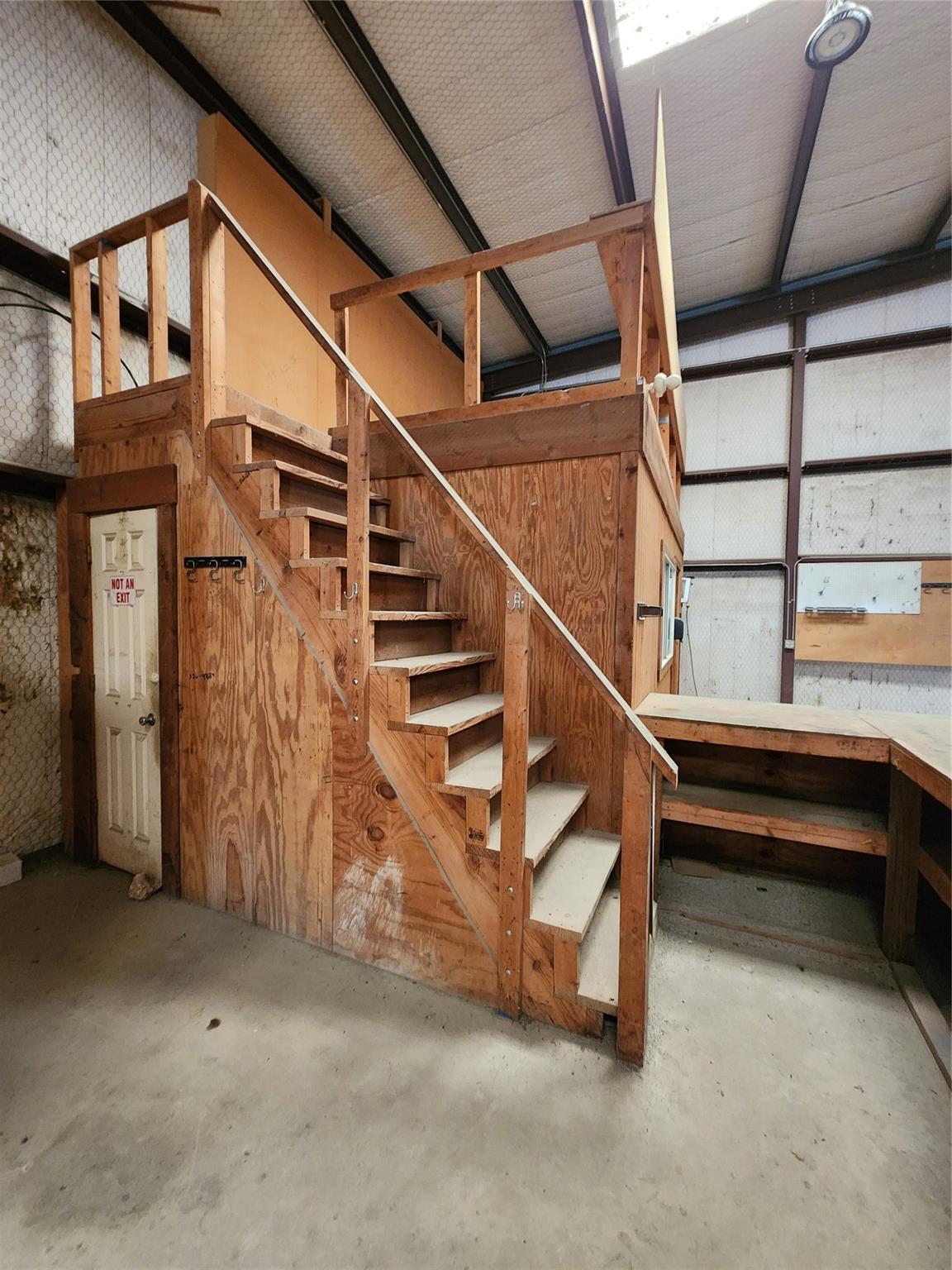 1742 Rowe Loop Property Photo 11