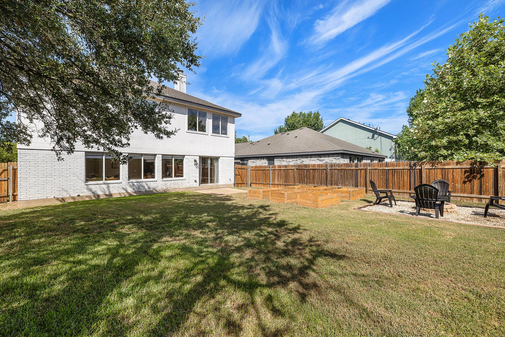 3817 Tailfeather Dr Property Photo 35